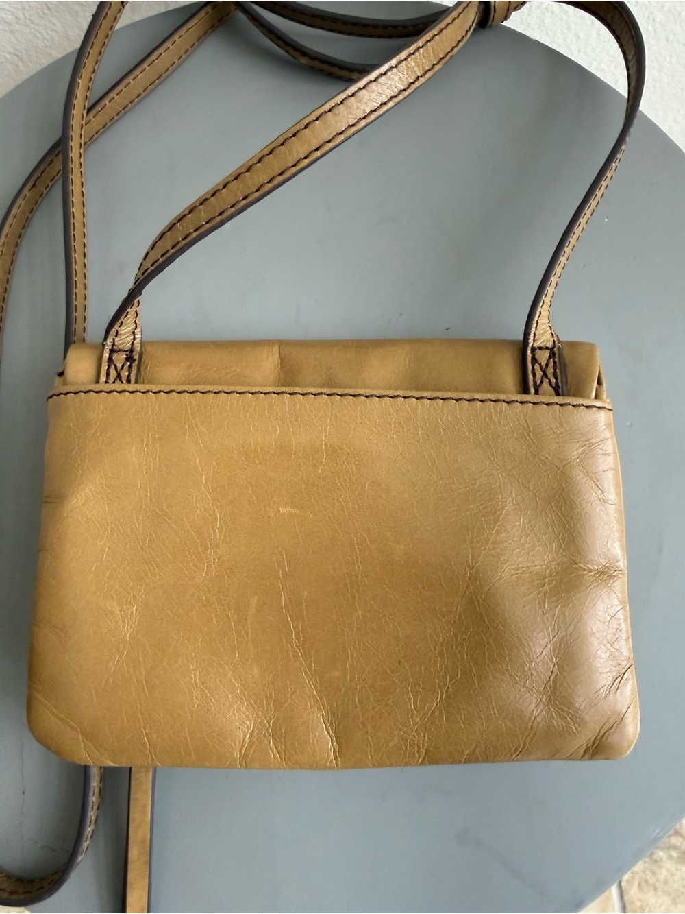 HOBO Beige Leather Crossbody Organizer Bag Small - Picture 2 of 7